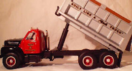 Mack B61 Tip Truck - Mack Hauling (with cap)